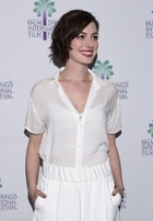 Anne Hathaway : anne-hathaway-1421174278.jpg