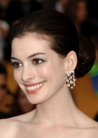 Anne Hathaway : anne-hathaway-1426969396.jpg