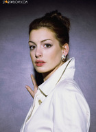 Anne Hathaway : anne_hathaway_1265995821.jpg