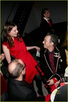 Anne Hathaway : anne_hathaway_1289430612.jpg