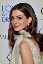 Anne Hathaway : anne_hathaway_1290054570.jpg