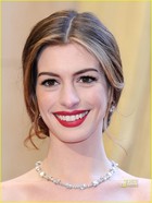 Anne Hathaway : anne_hathaway_1299012306.jpg