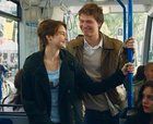 Ansel Elgort : TI4U1410795978.jpg