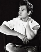 Ansel Elgort : ansel-elgort-1403365425.jpg