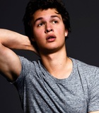 Ansel Elgort : ansel-elgort-1403365437.jpg