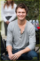 Ansel Elgort : ansel-elgort-1416672081.jpg