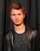 Ansel Elgort : ansel-elgort-1423769401.jpg