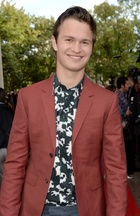 Ansel Elgort : ansel-elgort-1425959101.jpg