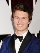 Ansel Elgort : ansel-elgort-1428873301.jpg