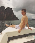 Ansel Elgort : ansel-elgort-1465879443.jpg