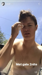 Ansel Elgort : ansel-elgort-1497498671.jpg