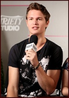 Ansel Elgort : ansel-elgort-1506821784.jpg