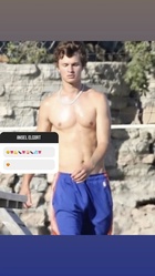 Ansel Elgort : ansel-elgort-1660151333.jpg