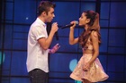 Ariana Grande : TI4U1394124170.jpg