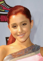 Ariana Grande : ariana-grande-1313448576.jpg