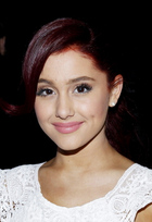 Ariana Grande : ariana-grande-1336030406.jpg