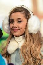 Ariana Grande : ariana-grande-1386167556.jpg