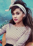 Ariana Grande : ariana-grande-1401899134.jpg