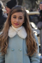 Ariana Grande : ariana-grande-1407947087.jpg