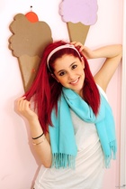 Ariana Grande : ariana-grande-1407947207.jpg