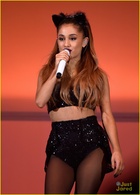 Ariana Grande : ariana-grande-1414296631.jpg