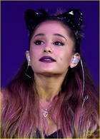 Ariana Grande : ariana-grande-1414296651.jpg