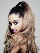 Ariana Grande : ariana-grande-1511585223.jpg