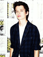 Asa Butterfield : asa-butterfield-1380387613.jpg