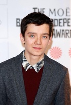 Asa Butterfield : asa-butterfield-1420309967.jpg