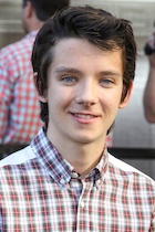 Asa Butterfield : asa-butterfield-1467340201.jpg