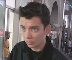 Asa Butterfield : asa-butterfield-1489441587.jpg