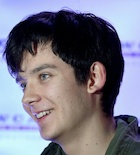 Asa Butterfield : asa-butterfield-1507328641.jpg