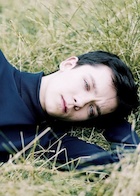 Asa Butterfield : asa-butterfield-1508377321.jpg