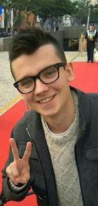 Asa Butterfield : asa-butterfield-1512931321.jpg