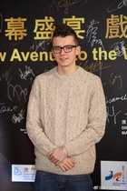 Asa Butterfield : asa-butterfield-1534580102.jpg