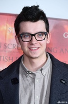 Asa Butterfield : asa-butterfield-1534729502.jpg