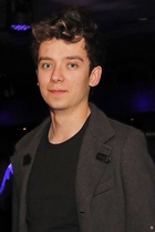 Asa Butterfield : asa-butterfield-1560020041.jpg