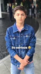 Asher Angel : asher-angel-1509704281.jpg