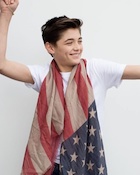 Asher Angel : asher-angel-1511048646.jpg