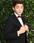 Asher Angel : asher-angel-1519357595.jpg