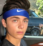 Asher Angel : asher-angel-1539998748.jpg