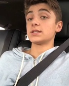 Asher Angel : asher-angel-1543689845.jpg