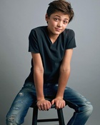 Asher Angel : asher-angel-1544652988.jpg