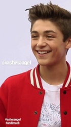 Asher Angel : asher-angel-1548540287.jpg