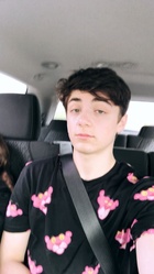 Asher Angel : asher-angel-1549319843.jpg