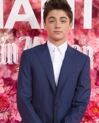 Asher Angel : asher-angel-1550104474.jpg