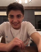 Asher Angel : asher-angel-1550613816.jpg