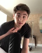 Asher Angel : asher-angel-1551897540.jpg