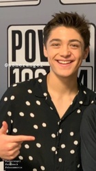 Asher Angel : asher-angel-1553796040.jpg