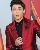 Asher Angel : asher-angel-1553915401.jpg